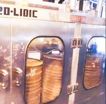 200L 4-nozzle Fully Automatic Hot Temperature Chemical Liquid Bitumen/asphalt Drum Barrel Filling Machine